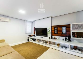 Apartamento no Bairro Victor Konder em Blumenau com 2 Dormitórios (2 suítes) e 128 m² - 9455