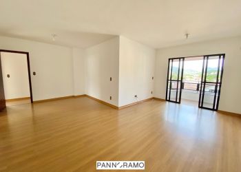 Apartamento no Bairro Vila Formosa em Blumenau com 4 Dormitórios (1 suíte) e 180 m² - 9609