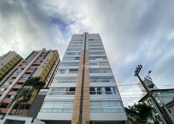 Apartamento no Bairro Vila Nova em Blumenau com 3 Dormitórios (3 suítes) e 121 m² - 35715599