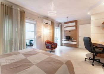 Apartamento no Bairro Vila Nova em Blumenau com 2 Dormitórios (1 suíte) e 153 m² - 9205