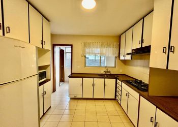 Apartamento no Bairro Vila Nova em Blumenau com 3 Dormitórios (1 suíte) e 120 m² - 5064608