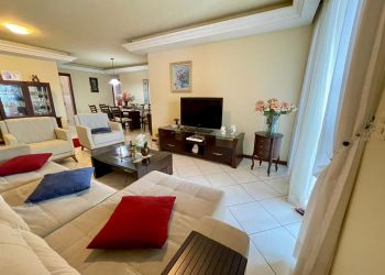 Apartamento no Bairro Vila Nova em Blumenau com 4 Dormitórios (2 suítes) e 155 m² - 2689