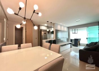 Apartamento no Bairro Vila Nova em Blumenau com 3 Dormitórios (1 suíte) e 100 m² - AP6740