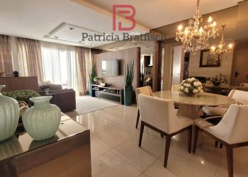 Apartamento no Bairro Vila Nova em Blumenau com 3 Dormitórios (1 suíte) e 135.6 m² - 6320331