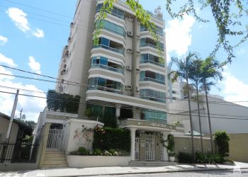 Apartamento no Bairro Vila Nova em Blumenau com 2 Dormitórios (1 suíte) e 76 m² - 6570221