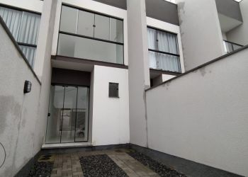 Casa no Bairro Fortaleza em Blumenau com 2 Dormitórios (2 suítes) e 74 m² - 4111290