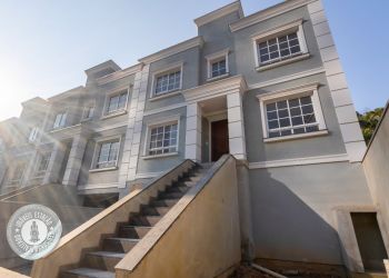 Casa no Bairro Garcia em Blumenau com 2 Dormitórios (2 suítes) - 305