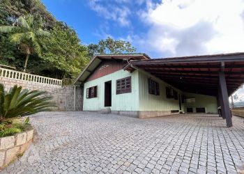 Casa no Bairro Itoupava Norte em Blumenau com 3 Dormitórios e 100 m² - 1337015