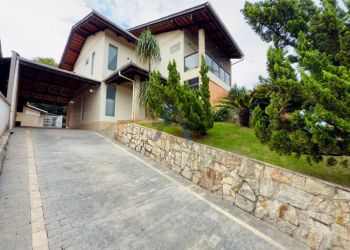 Casa no Bairro Salto Norte em Blumenau com 3 Dormitórios e 148 m² - 390