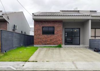 Casa no Bairro Testo Salto em Blumenau com 2 Dormitórios (1 suíte) e 100 m² - RD1804