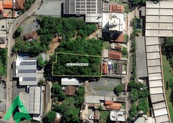 Terreno no Bairro Salto Norte em Blumenau com 2276 m² - 1334445