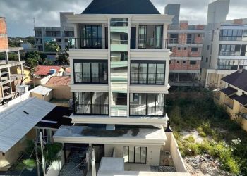Apartamento no Bairro Canto Grande em Bombinhas com 2 Dormitórios (2 suítes) e 90.67 m² - AP07130V