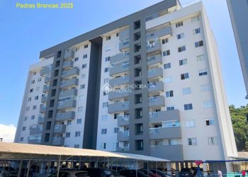 Apartamento no Bairro Centro em Camboriú com 2 Dormitórios (1 suíte) - 474039