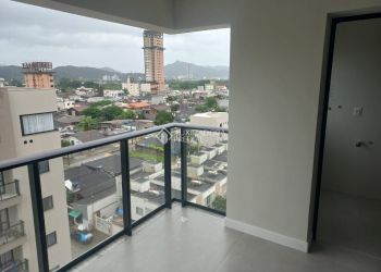 Apartamento no Bairro São Francisco de Assis em Camboriú com 3 Dormitórios (1 suíte) - 464090