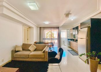 Apartamento no Bairro Abraão em Florianópolis com 2 Dormitórios (1 suíte) - A2453