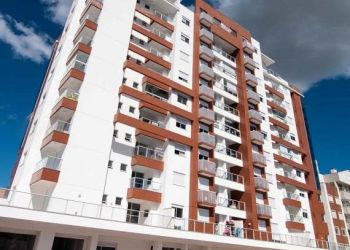Apartamento no Bairro Agronômica em Florianópolis com 3 Dormitórios (1 suíte) e 157 m² - 1369