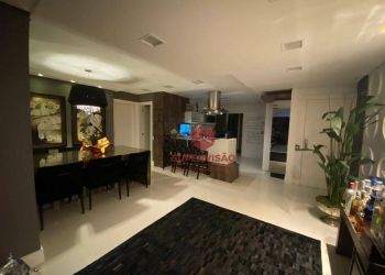Apartamento no Bairro Agronômica em Florianópolis com 3 Dormitórios (3 suítes) e 143 m² - AP3195