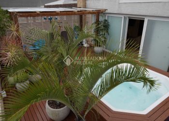Apartamento no Bairro Campeche em Florianópolis com 3 Dormitórios (1 suíte) - 375826