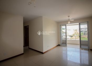 Apartamento no Bairro Campeche em Florianópolis com 2 Dormitórios (1 suíte) - 463089