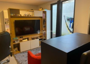 Apartamento no Bairro Campeche em Florianópolis com 1 Dormitórios - 705456