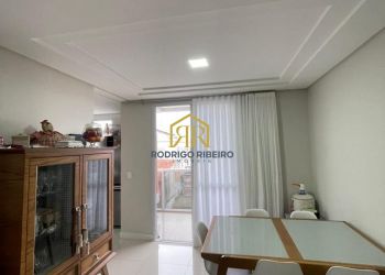 Apartamento no Bairro Canasvieiras em Florianópolis com 2 Dormitórios (1 suíte) - A2444