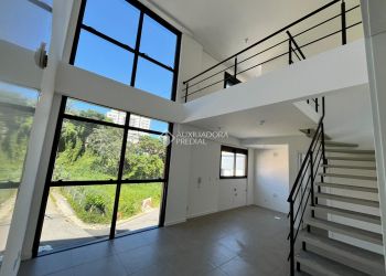 Apartamento no Bairro Carvoeira em Florianópolis com 1 Dormitórios (1 suíte) - 469413