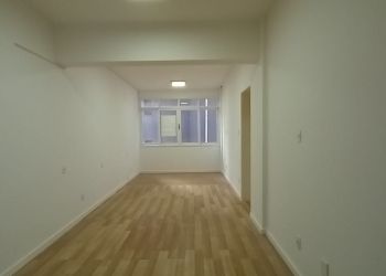 Apartamento no Bairro Centro em Florianópolis com 1 Dormitórios - 705151