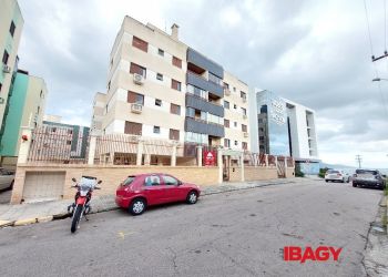 Apartamento no Bairro Estreito em Florianópolis com 2 Dormitórios e 61.03 m² - 123770