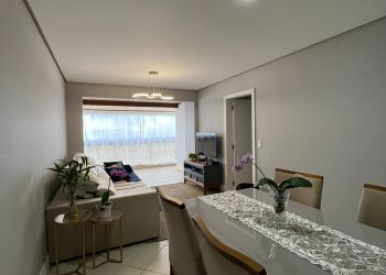 Apartamento no Bairro Ingleses em Florianópolis com 3 Dormitórios (1 suíte) e 124 m² - 904