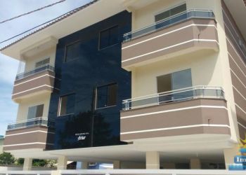 Apartamento no Bairro Ingleses em Florianópolis com 3 Dormitórios (1 suíte) - 16337