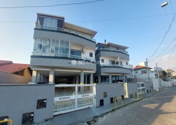 Apartamento no Bairro Ingleses em Florianópolis com 2 Dormitórios (1 suíte) - 14339