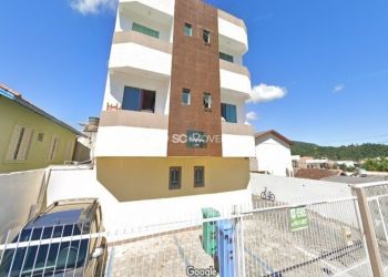 Apartamento no Bairro Ingleses em Florianópolis com 2 Dormitórios (1 suíte) - 17240