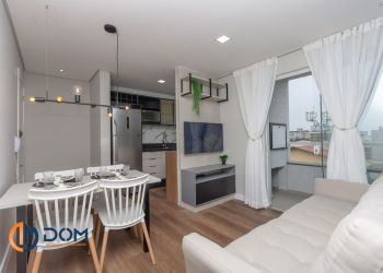 Apartamento no Bairro Ingleses em Florianópolis com 3 Dormitórios (1 suíte) e 70 m² - 1198