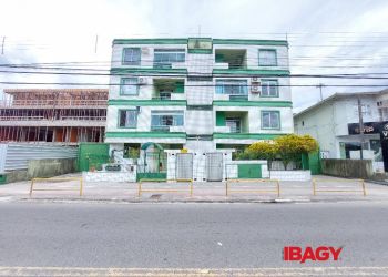 Apartamento no Bairro Ingleses em Florianópolis com 1 Dormitórios e 44.64 m² - 105336