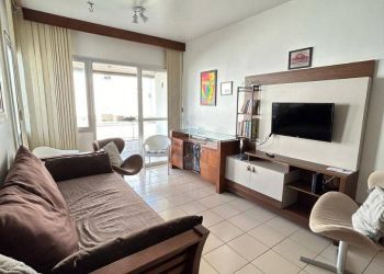 Apartamento no Bairro Ingleses em Florianópolis com 2 Dormitórios (1 suíte) e 79 m² - AP2373