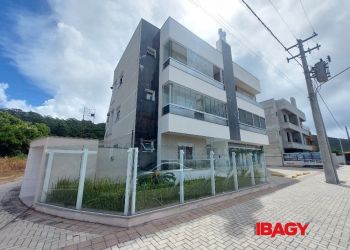 Apartamento no Bairro Ingleses em Florianópolis com 2 Dormitórios (1 suíte) e 69 m² - 118674