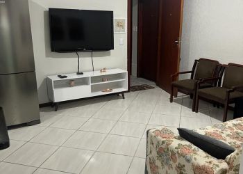 Apartamento no Bairro Ingleses em Florianópolis com 2 Dormitórios (1 suíte) e 12 m² - 1454