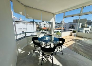 Apartamento no Bairro Ingleses em Florianópolis com 2 Dormitórios (1 suíte) e 149 m² - CO0334