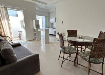 Apartamento no Bairro Ingleses Norte em Florianópolis com 2 Dormitórios (1 suíte) e 65 m² - AP2354