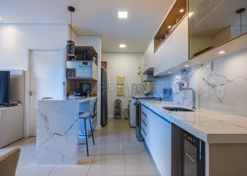 Apartamento no Bairro Itacorubí em Florianópolis com 1 Dormitórios (1 suíte) - RMX1082