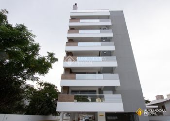 Apartamento no Bairro Itacorubí em Florianópolis com 3 Dormitórios (1 suíte) - 340690
