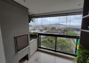 Apartamento no Bairro Itacorubí em Florianópolis com 3 Dormitórios (1 suíte) - A3202