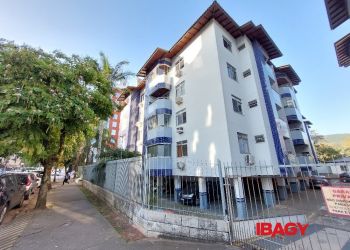 Apartamento no Bairro Itacorubí em Florianópolis com 1 Dormitórios e 51.46 m² - 108539
