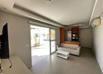 Apartamento no Bairro Itacorubí em Florianópolis com 2 Dormitórios (1 suíte) - A2451