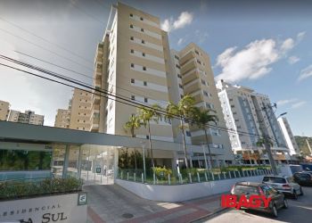 Apartamento no Bairro Itacorubí em Florianópolis com 3 Dormitórios (1 suíte) e 128.66 m² - 113917