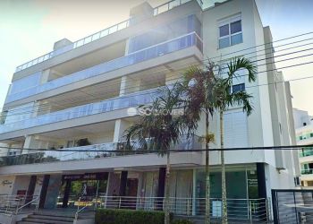 Apartamento no Bairro Jurerê em Florianópolis com 4 Dormitórios (2 suítes) - 17696