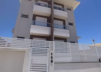 Apartamento no Bairro Santinho em Florianópolis com 2 Dormitórios (1 suíte) e 65 m² - 1202