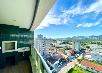 Apartamento no Bairro Trindade em Florianópolis com 2 Dormitórios (1 suíte) - A2283