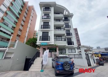Apartamento no Bairro Trindade em Florianópolis com 1 Dormitórios e 43.68 m² - 122610