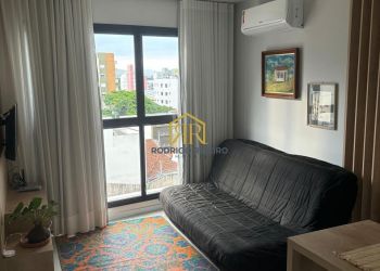 Apartamento no Bairro Trindade em Florianópolis com 1 Dormitórios - LF36